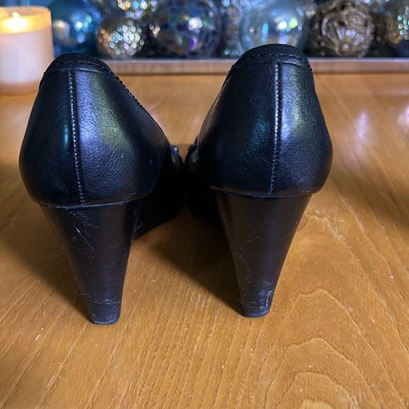 Coach black leather wedge. Woman’s size 10. - Picture 3 of 4